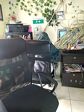 Snapshot of NAJWA-ARAB chatting on March 17, 2025, 2:23 pm NAJWA-ARAB online show from March 17, 2025, 2:23 pm