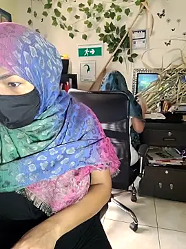 Snapshot of NAJWA-ARAB chatting on March 18, 2025, 2:17 pm NAJWA-ARAB online show from March 18, 2025, 2:17 pm