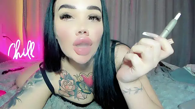 Snapshot of Aira_vi chatting on March 12, 2025, 12:04 pm Aira vi online show from March 12, 2025, 12:04 pm