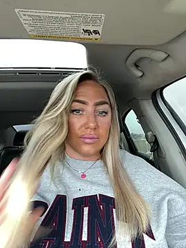 sunshinekisses online show from April 8, 2026, 4:30 pm