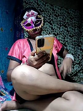 Snapshot of AparnaBoudi chatting on September 26, 2025, 5:09 pm AparnaBoudi online show from September 26, 2025, 5:09 pm