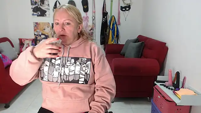 Snapshot of emperabigbootybigass chatting on September 29, 2025, 12:55 pm emperabigbootybigass online show from September 29, 2025, 12:55 pm