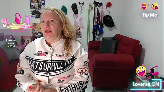 Snapshot of emperabigbootybigass chatting on October 24, 2025, 12:26 pm emperabigbootybigass online show from October 24, 2025, 12:26 pm