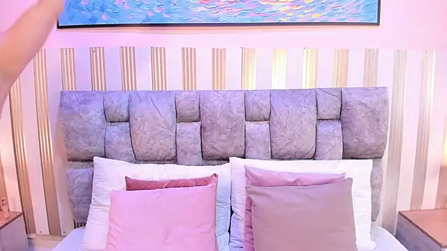 Snapshot of nova_lane chatting on November 9, 2025, 7:40 pm nova lane online show from November 9, 2025, 7:40 pm