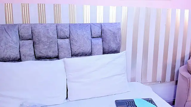 nova lane online show from April 19, 2026, 7:38 pm