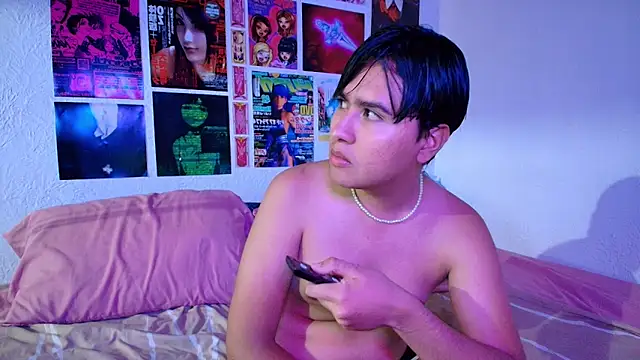 shinji-18 online show from March 12, 2025, 11:01 pm