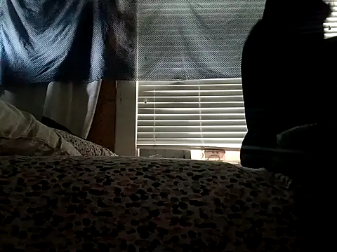 Snapshot of DevinToore chatting on October 9, 2025, 10:54 pm DevinToore online show from October 9, 2025, 10:54 pm