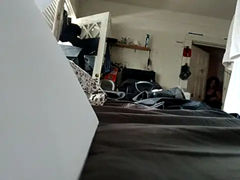 Snapshot of DevinToore chatting on October 26, 2025, 6:30 pm DevinToore online show from October 26, 2025, 6:30 pm