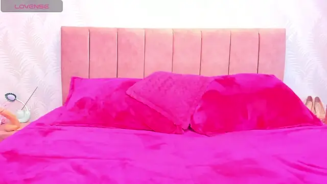 Emily Clark1 online show from March 2, 2025, 4:07 am