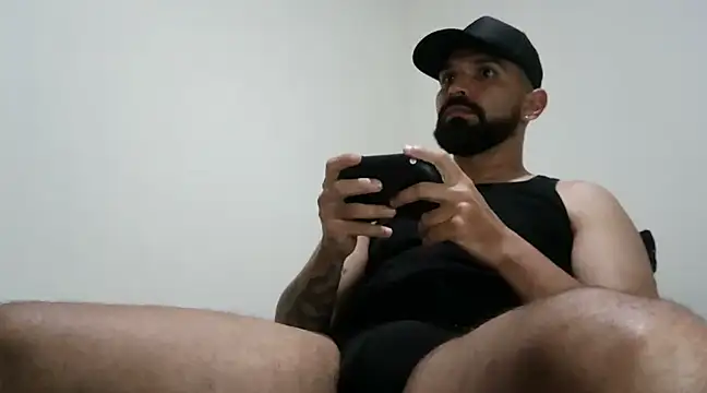 wilder  grey online show from January 14, 2025, 8:37 pm