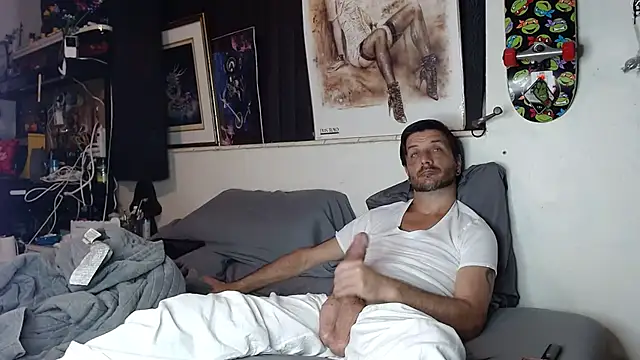 titclitcmndr online show from February 4, 2025, 3:33 am