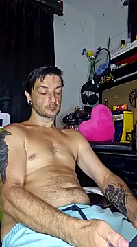 titclitcmndr online show from February 4, 2025, 5:01 pm