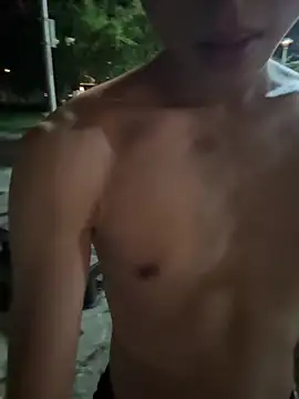 Benson18y online show from October 4, 2025, 7:26 pm