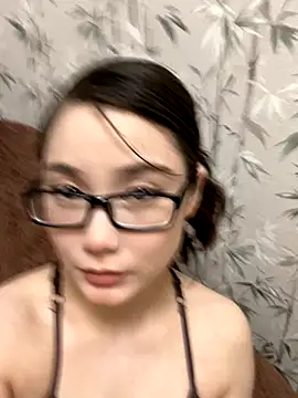 Milka23 online show from November 9, 2025, 8:24 pm