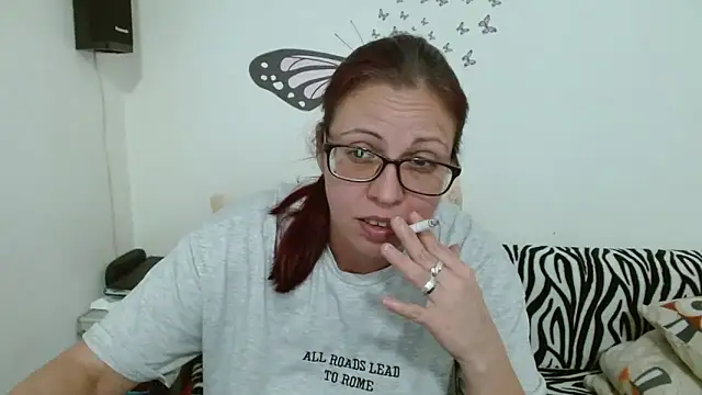 Snapshot of LadyHellene chatting on February 1, 2026, 3:10 pm LadyHellene online show from February 1, 2026, 3:10 pm