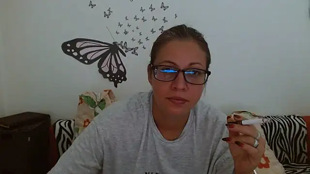 Snapshot of LadyHellene chatting on July 20, 2026, 5:15 am LadyHellene online show from July 20, 2026, 5:15 am