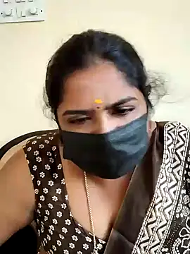 Snapshot of rani_deepa chatting on December 7, 2024, 10:17 am rani deepa online show from December 7, 2024, 10:17 am