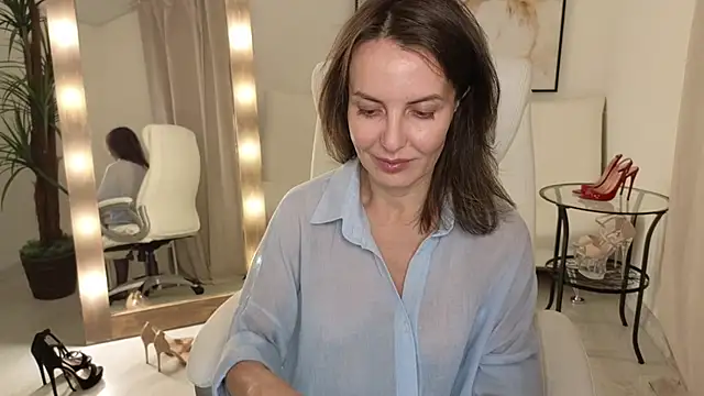 Snapshot of Beylly chatting on March 11, 2025, 1:26 am Beylly online show from March 11, 2025, 1:26 am