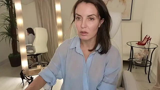 Snapshot of Beylly chatting on March 9, 2025, 1:37 pm Beylly online show from March 9, 2025, 1:37 pm