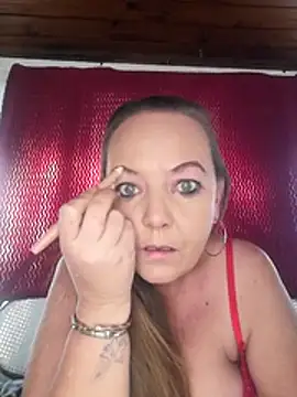 Kimmyb777 online show from May 11, 2026, 12:39 pm