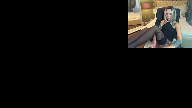 KiraGrayy online show from March 18, 2025, 1:55 pm