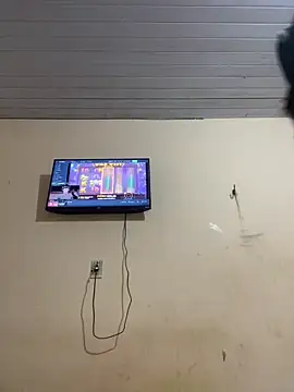 indyazinha online show from February 21, 2025, 3:56 am