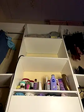 indyazinha online show from September 14, 2025, 3:07 am