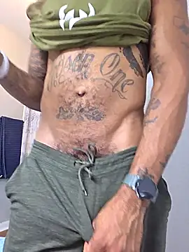 FragrantWind5 online show from October 19, 2025, 9:06 pm