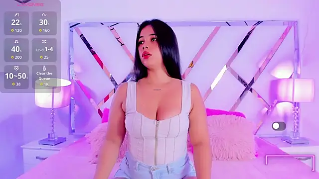 Snapshot of naughty__sara chatting on November 7, 2025, 11:37 am naughty sara online show from November 7, 2025, 11:37 am