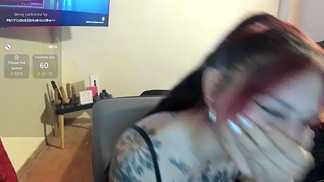 Sofi F w online show from April 5, 2026, 11:28 am