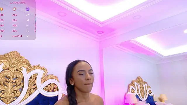 AshleyFerri online show from February 18, 2026, 12:01 pm