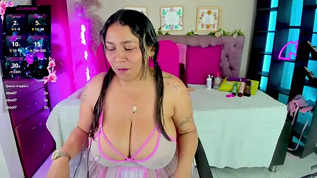  Pamela ebony online show from May 14, 2026, 1:02 am