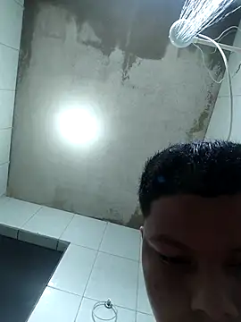 Snapshot of putoso031 chatting on December 18, 2025, 3:27 pm putoso031 online show from December 18, 2025, 3:27 pm