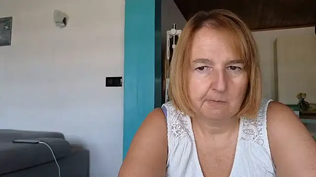 Sandcoq online show from July 13, 2026, 7:51 am