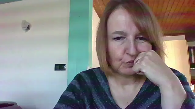 Sandcoq online show from November 5, 2025, 10:07 am