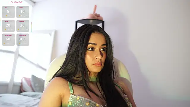 abigail adamss online show from April 11, 2026, 6:00 pm