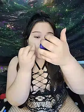 Snapshot of sharyl_24 chatting on July 23, 2026, 12:57 pm sharyl 24 online show from July 23, 2026, 12:57 pm