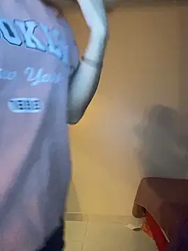 Carolinen online show from February 23, 2026, 4:14 am