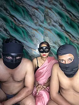 saviverma2024 online show from June 10, 2026, 5:03 pm