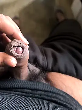 rana9639 1 online show from February 10, 2025, 7:36 am