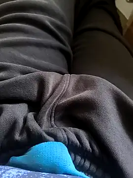 rana9639 1 online show from February 14, 2025, 3:33 am