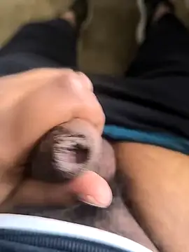 rana9639 1 online show from February 12, 2025, 7:44 am