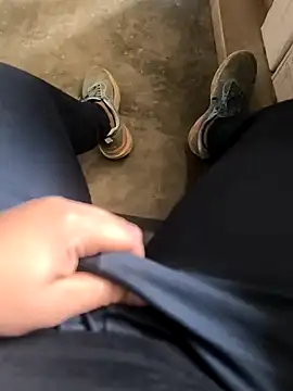 rana9639 1 online show from February 22, 2025, 5:44 am