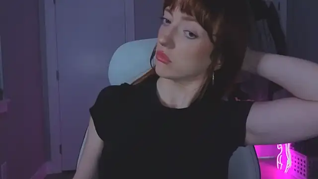 foxxyyyred online show from January 11, 2026, 2:40 am