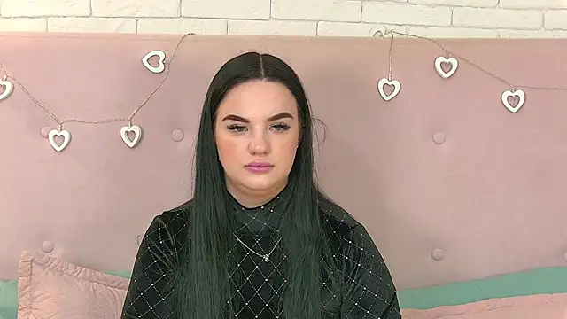 DarleneAdams online show from February 24, 2025, 1:21 pm