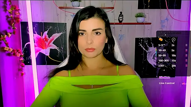 Snapshot of KayWuds chatting on February 10, 2026, 8:02 am KayWuds online show from February 10, 2026, 8:02 am