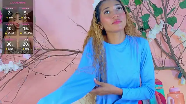 Charlotte Love10 online show from April 10, 2026, 9:33 pm