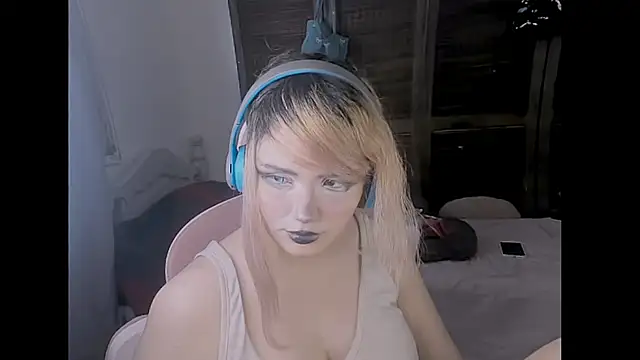 madokapruriens online show from September 27, 2025, 10:54 am