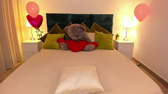 Snapshot of Aria69Stars chatting on March 22, 2025, 8:40 am Aria69Stars online show from March 22, 2025, 8:40 am