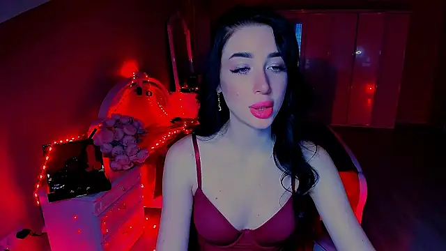 lovely desire online show from March 18, 2025, 1:12 pm